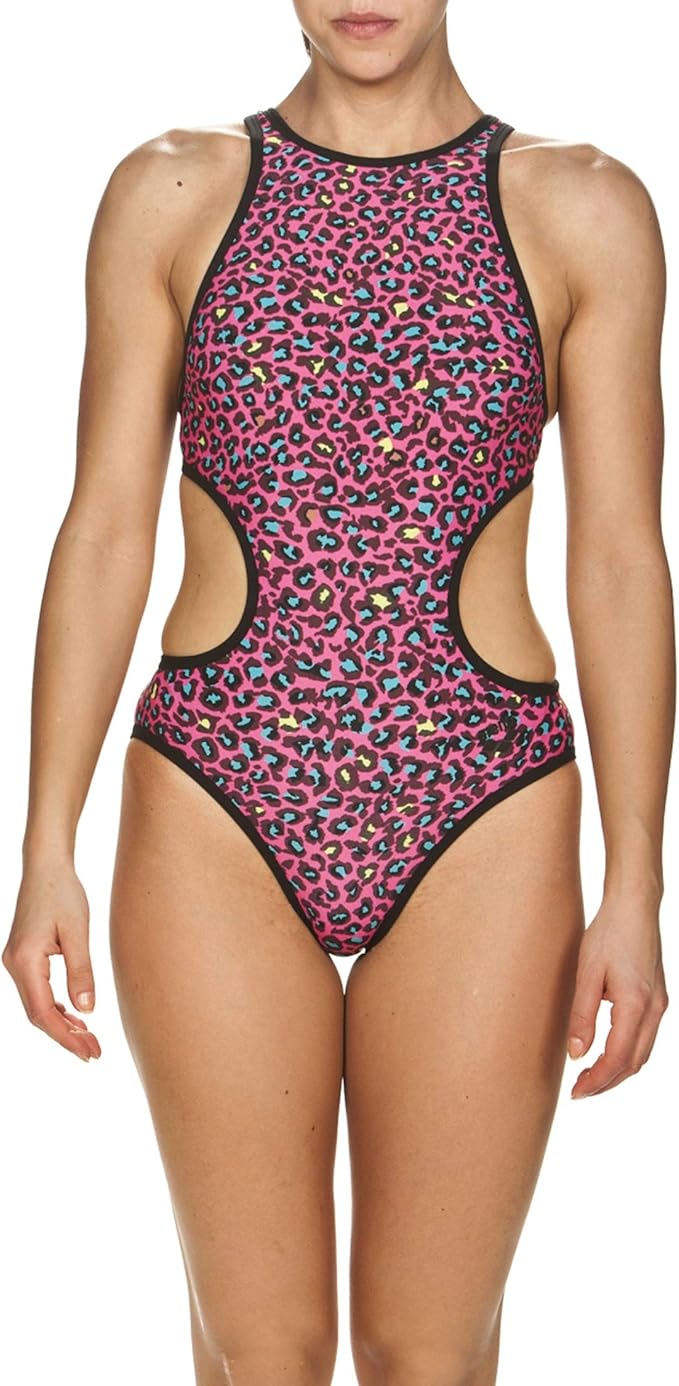 https://web.metroswimshop.com/images/004617.jpg