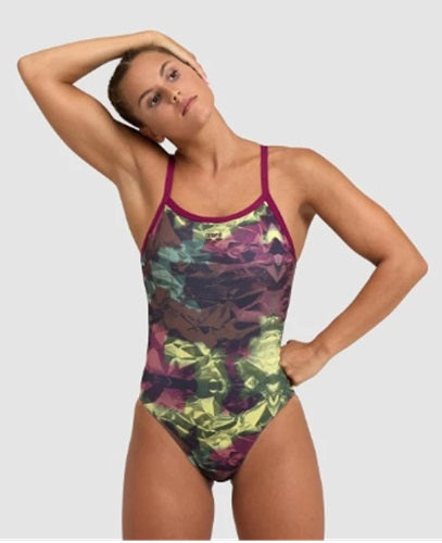 https://web.metroswimshop.com/images/005915.jpg
