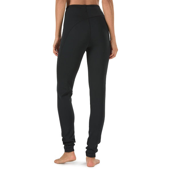 https://web.metroswimshop.com/images/7201611_704.jpg