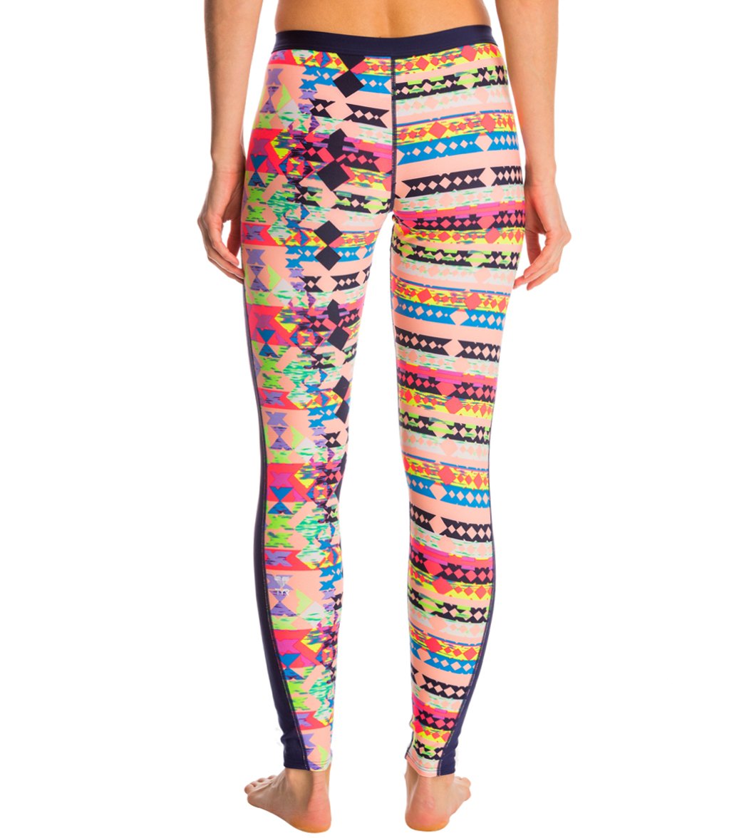 https://web.metroswimshop.com/images/TTABC7A_832back.jpg