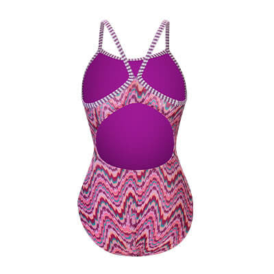 https://web.metroswimshop.com/images/c44.jpg