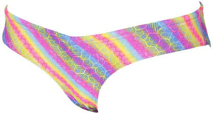 https://web.metroswimshop.com/images/001114-959.jpg