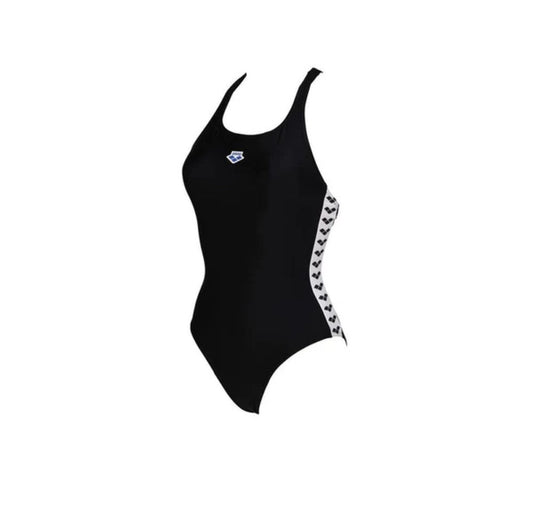 https://web.metroswimshop.com/images/005041-500-Black%20(Custom).jpg