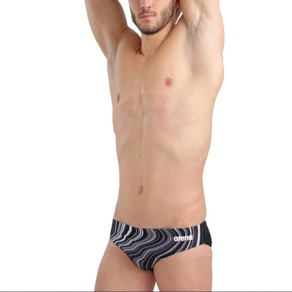 https://web.metroswimshop.com/images/005554_451.jpg