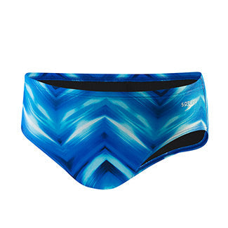 https://web.metroswimshop.com/images/7705536_357.jpg