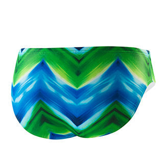 https://web.metroswimshop.com/images/7705536_565.jpg