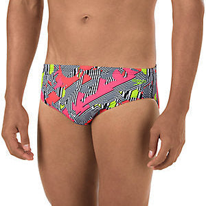 https://web.metroswimshop.com/images/7705607_960.jpg