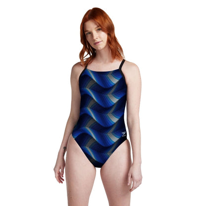 https://web.metroswimshop.com/images/8-004053431-X1-1.jpg