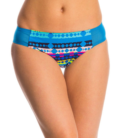 https://web.metroswimshop.com/images/BDMBC7A_420.jpg